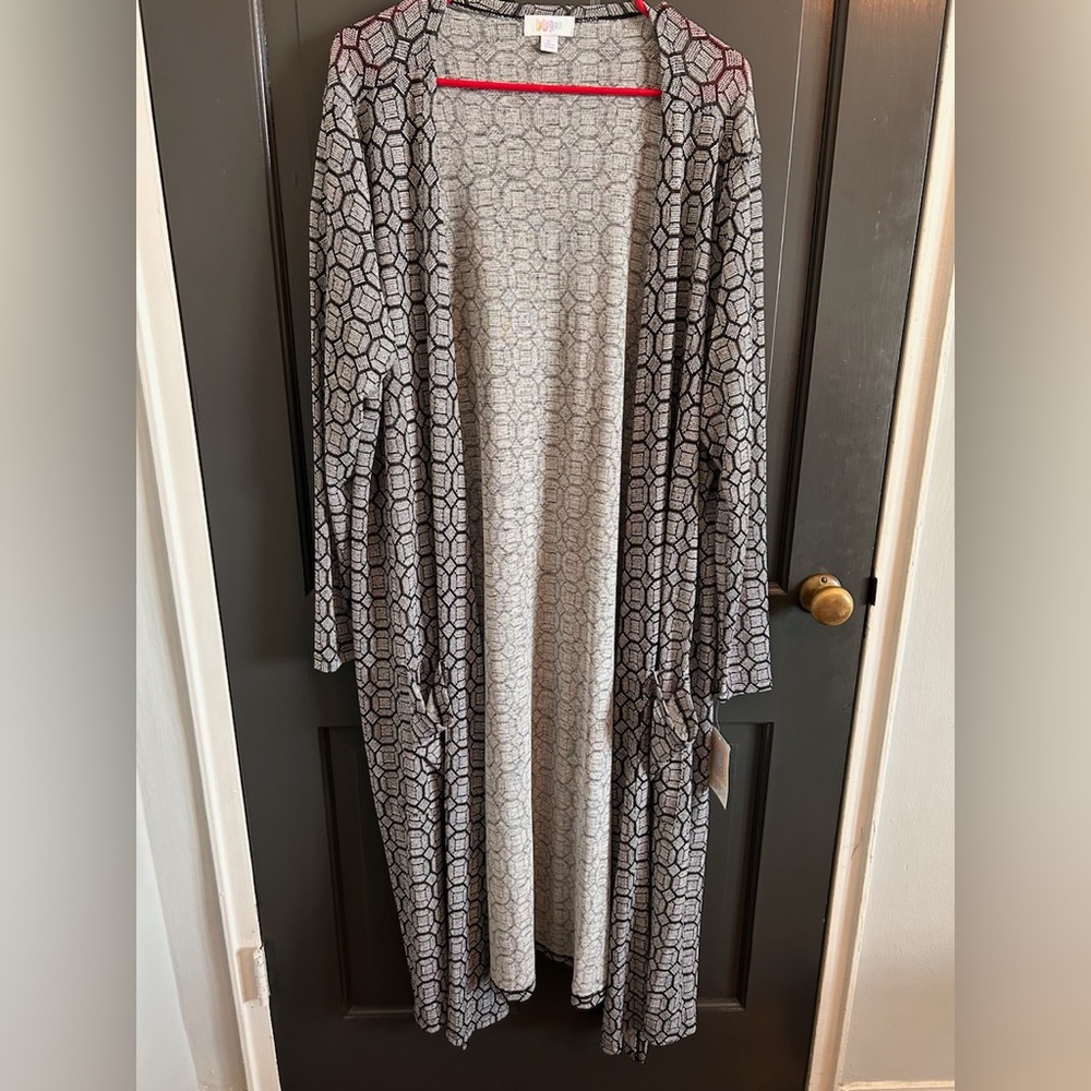 Large Sarah by Lularoe